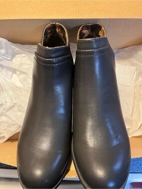 b.o.c. Black Ankle Boots